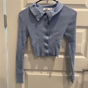 Tiger Mist Women’s Collared Blue Crop Top